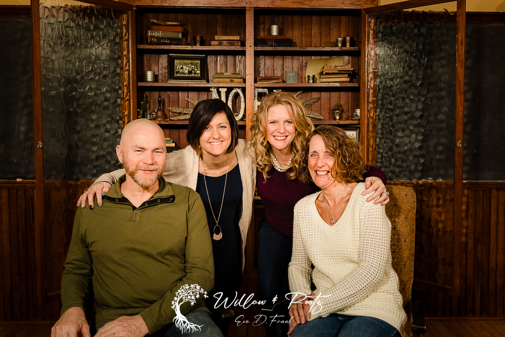Family Portrait - Family Photographer Near Me - Family Photography Erie Pa