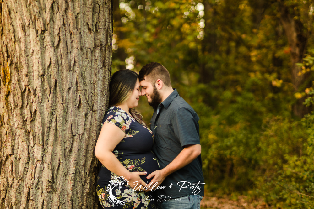 Outdoor Maternity Pictures In The Fall - Maternity Photographer Near Me - Maternity Pictures In Erie Pa