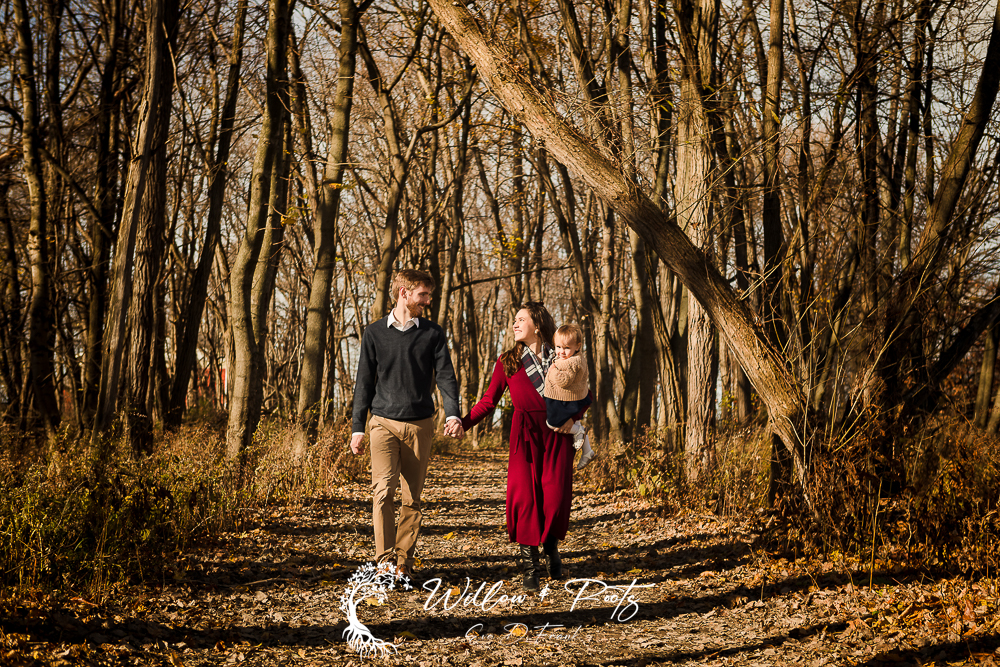 Fall Pregnancy Announcement - Maternity Photos In Erie Pa - Maternity Photographer Near Me