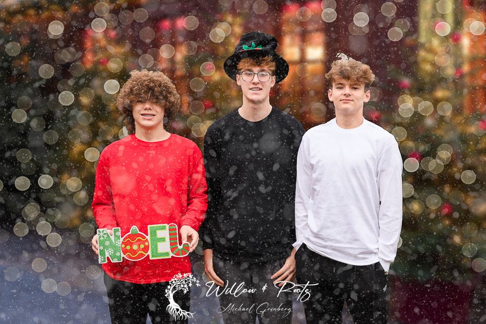Holiday Outfit Ideas - Family Holiday Photos - Holiday Pictures In Erie Pa