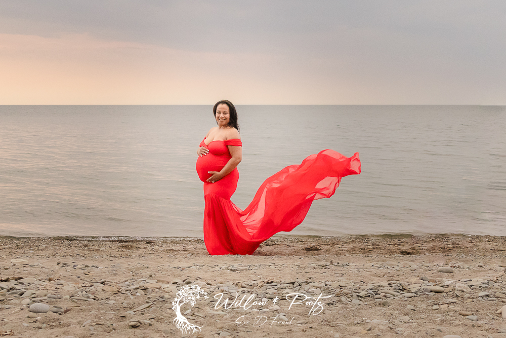 Maternity Photos At The Beach - Maternity Photo Session In Erie Pa - Maternity Photographer Near Me