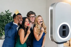 Photo Booths That Turn Gatherings Into Keepsakes
